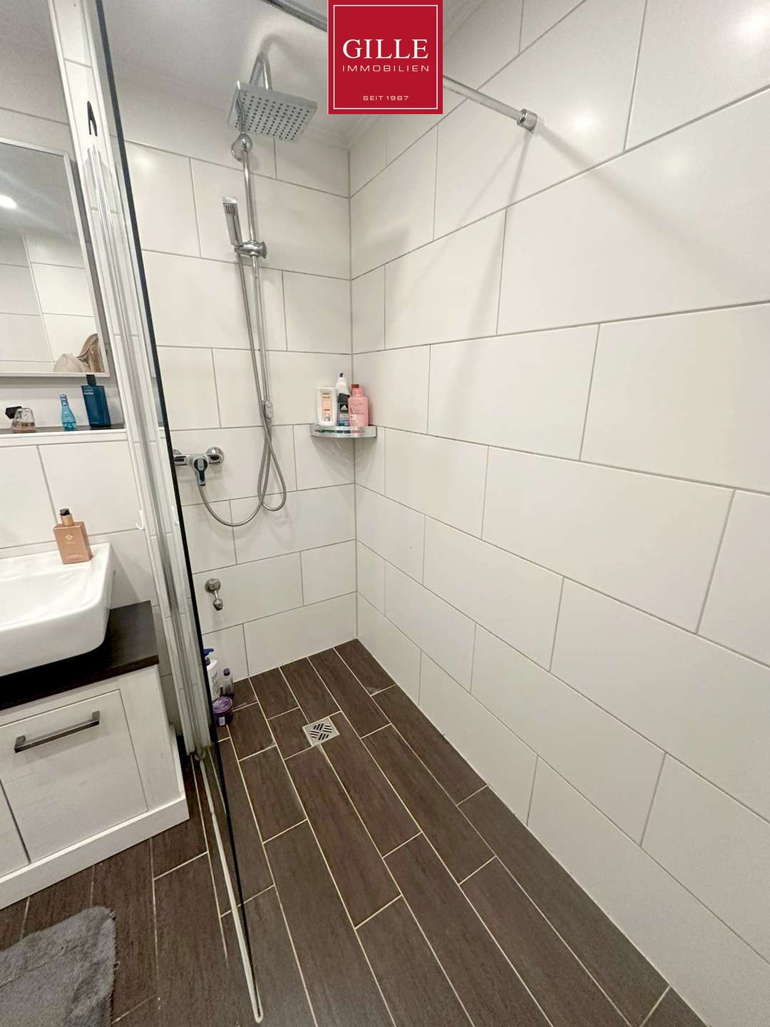 Ansicht 8 von: Neuss-Reuschenberg: Attraktives Reiheneckhaus mit Garage und traumhaften Grundstück nach WEG geteilt